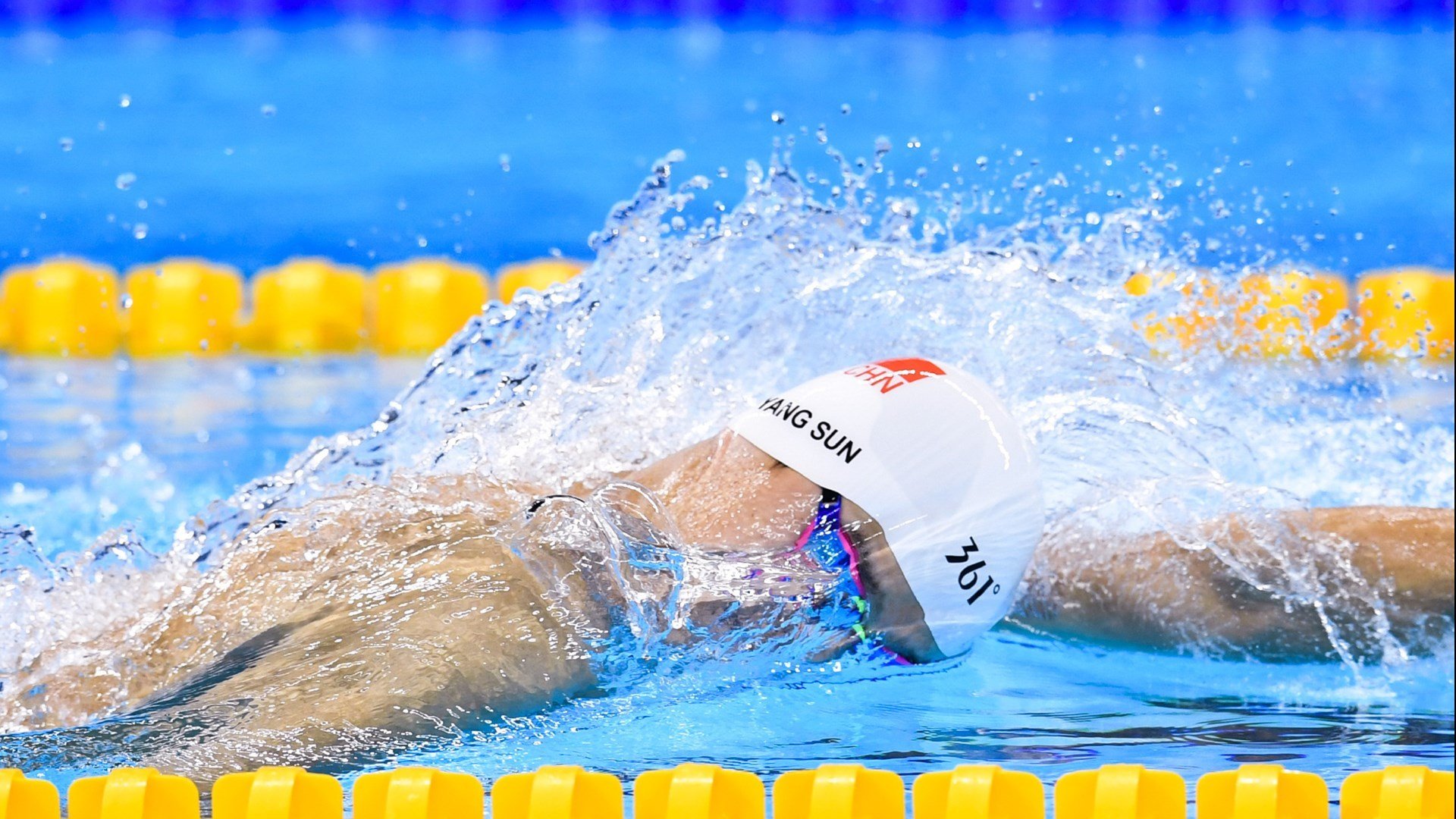 开云体育链接-库里的“水花兄弟”——勇士夺冠的绝佳组合！，库里水花特效宣传片